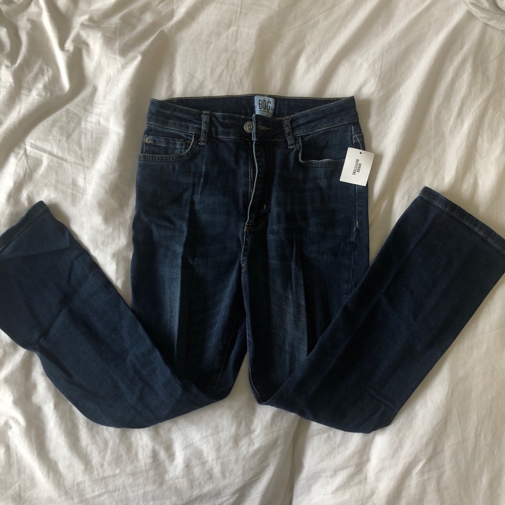 BDG High-Rise Cropped Kick Flare Jean — Dark Wash